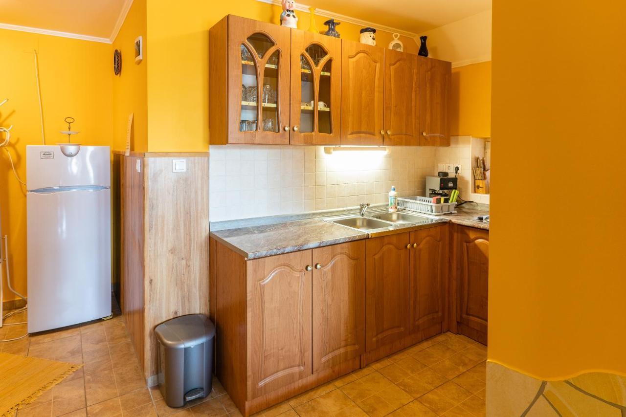 Gal Apartmanhaz Harkány Екстериор снимка