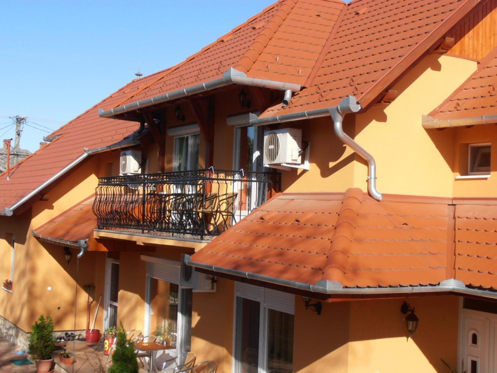 Gal Apartmanhaz Harkány Екстериор снимка