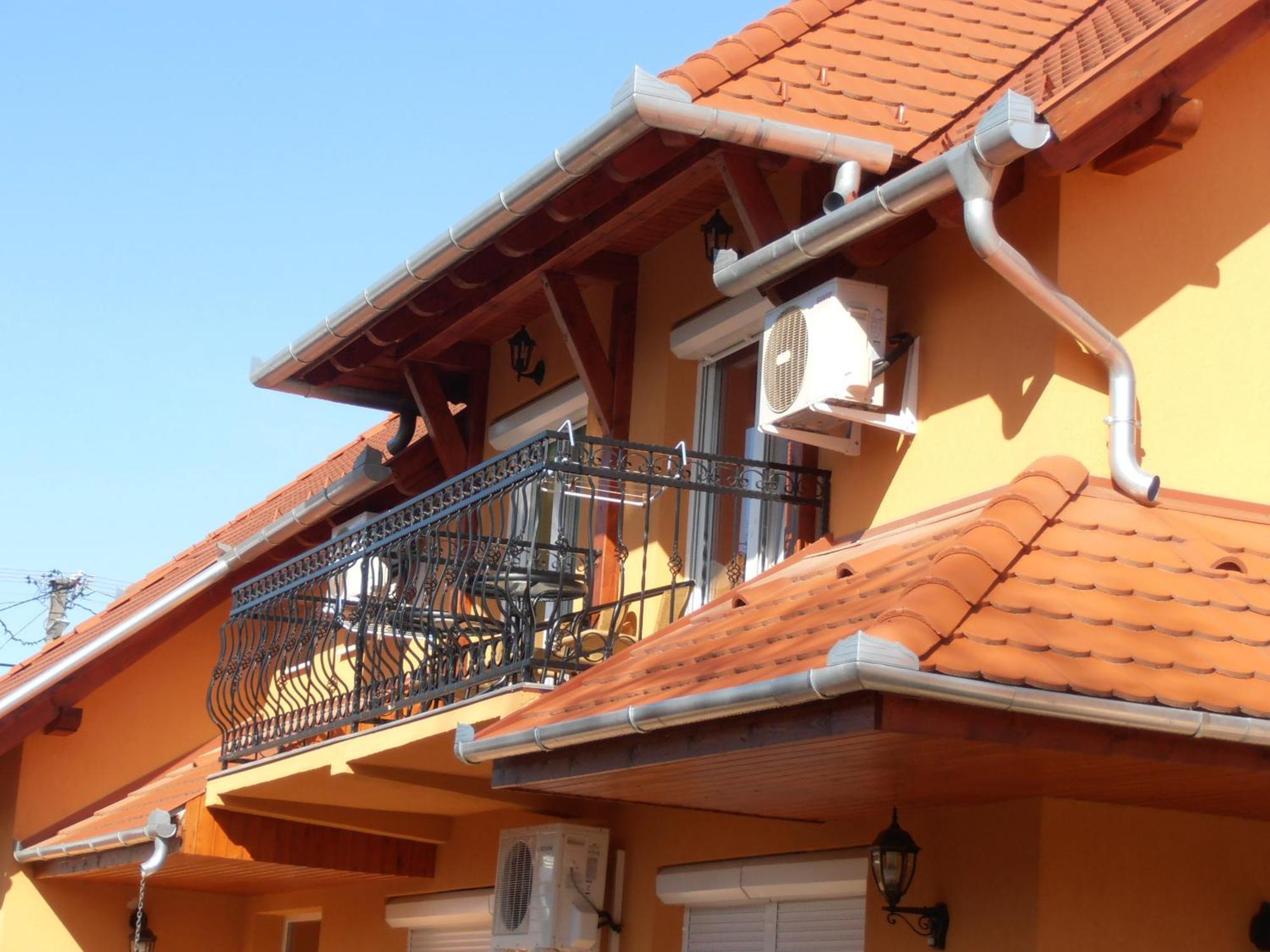 Gal Apartmanhaz Harkány Екстериор снимка