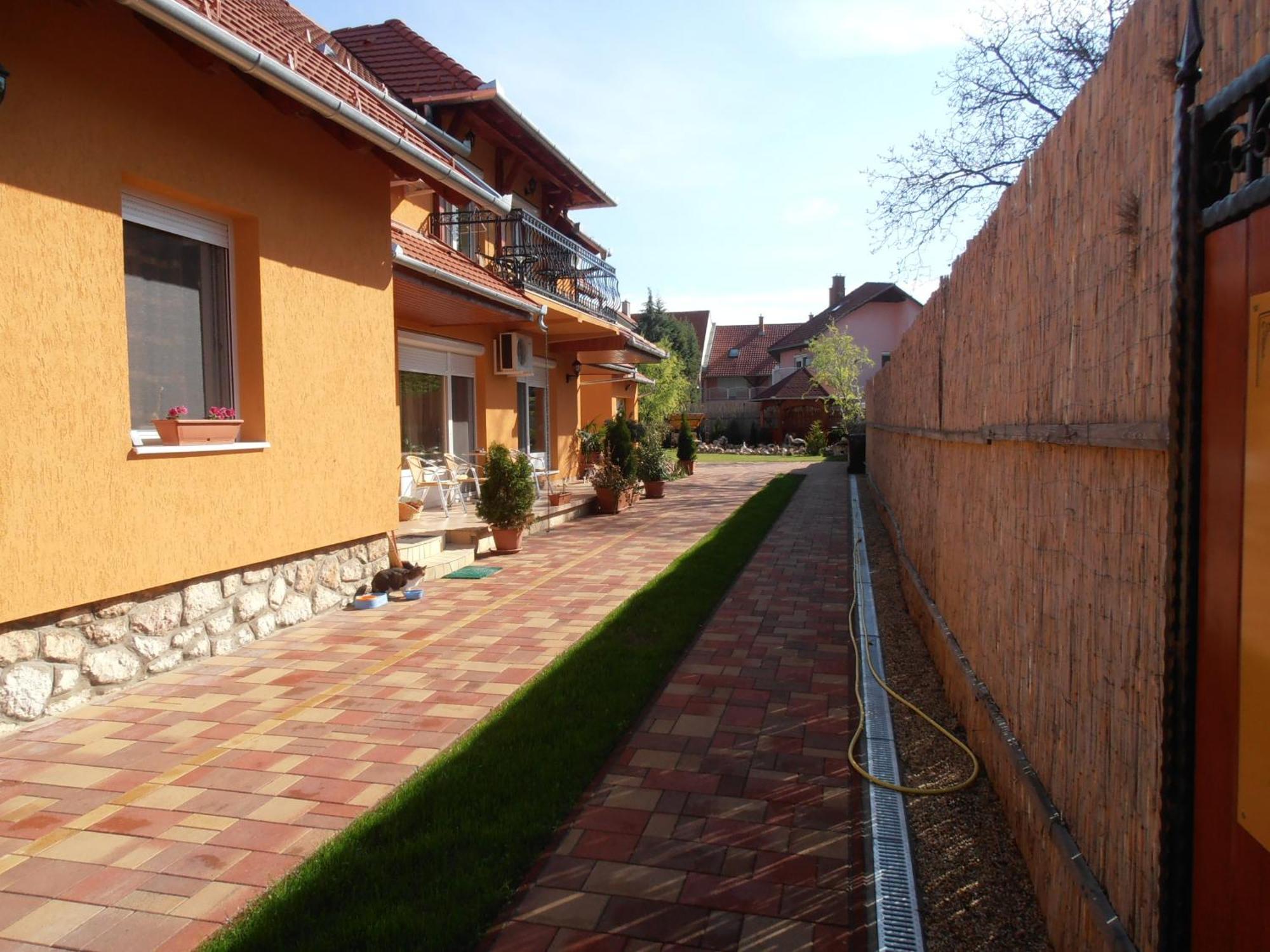 Gal Apartmanhaz Harkány Екстериор снимка