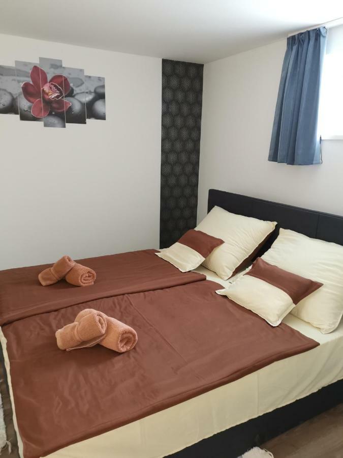 Gal Apartmanhaz Harkány Екстериор снимка