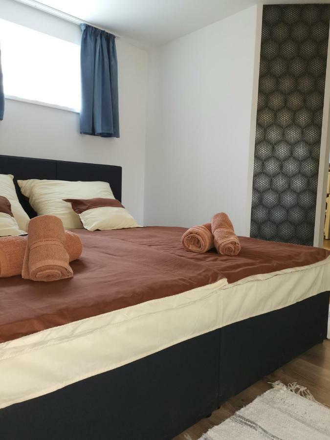 Gal Apartmanhaz Harkány Екстериор снимка