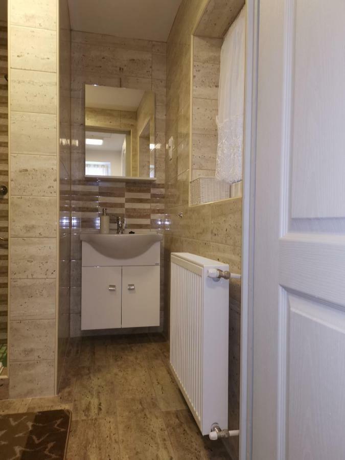 Gal Apartmanhaz Harkány Екстериор снимка
