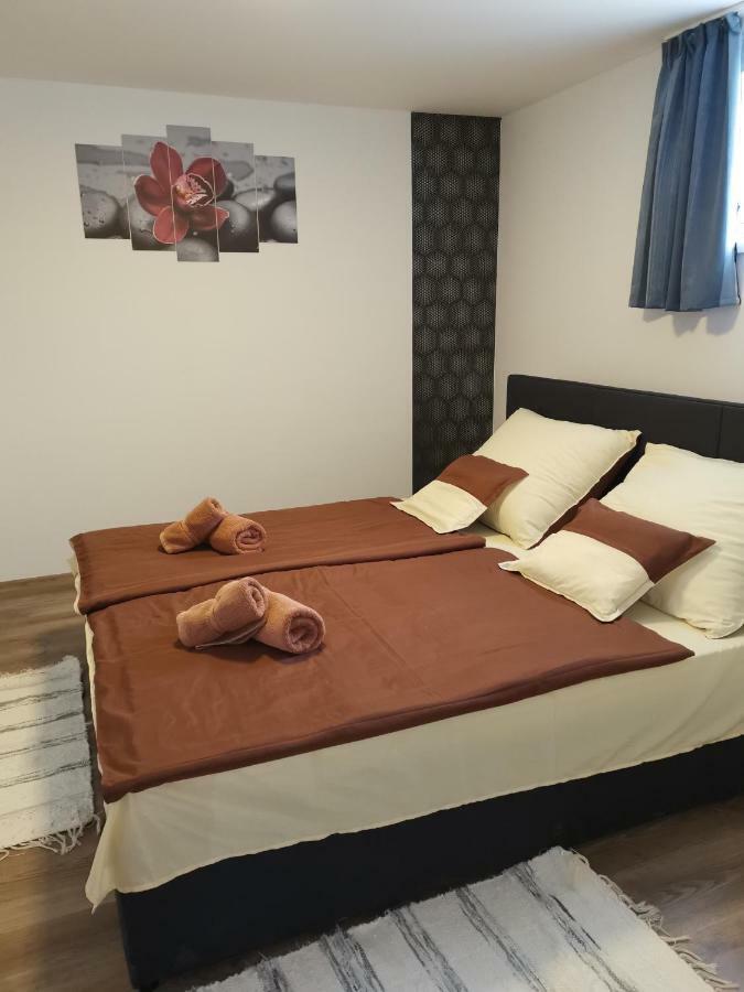 Gal Apartmanhaz Harkány Екстериор снимка